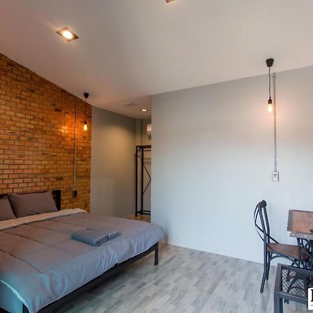 Bed Box Hotel Nakhonratchasima Exterior foto